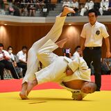 足利一が男女同時Ｖ　県中学総体柔道団体　競泳女子400個メは鹿野（古里）大会新で制す