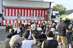 ブレクシー登場 会場を盛り上げ