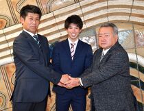 五十幡、母校に凱旋