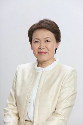 土屋晃子氏