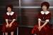 アニーを演じる丸山果里菜（左）と小野希子