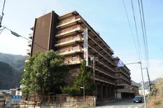 鬼怒川温泉の廃ホテル解体“困難”　日光市が不法侵入対策を検討へ