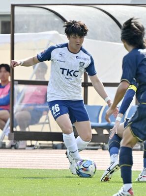 加入後、初の試合出場となった栃木ＳＣのＤＦ田畑＝前橋市の正田醤油スタジアム群馬、広瀬華撮影
