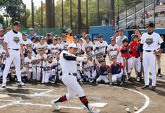 長嶋茂雄さん没後初の野球教室