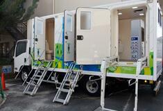 工事遅れにトイレトラックを活用