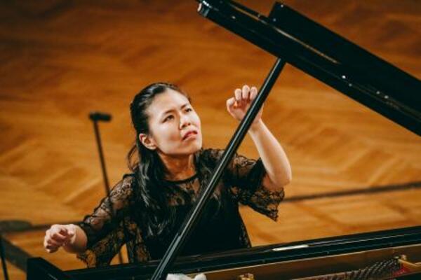 ショパン国際ピアノ・コンクールDVD「ワルシャワの覇者」全32巻 ショパン国際ピアノ・コンクールの記録『ワルシャワの覇者