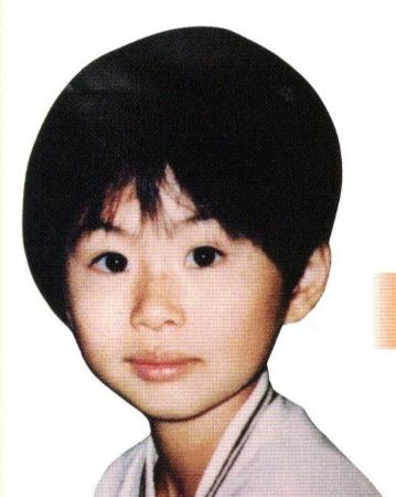 行方不明当時の野村香さん(神奈川県警提供)