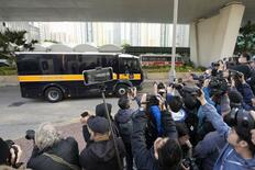 香港紙創業者に懲役２０年