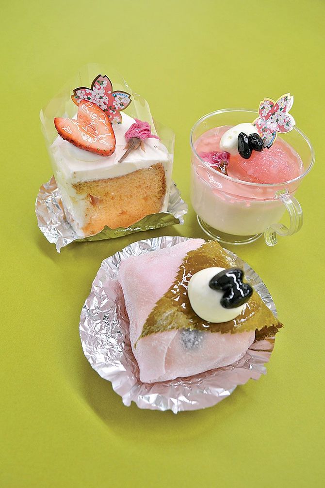 桜風味のスイーツがたくさん。どれも違うおいしさ