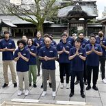 田臥主将「いよいよ始まる」 宇都宮ブレックス、恒例の必勝祈願 10月5…