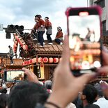 市民まつりで「鹿沼の秋」フィナーレ　自慢の彫刻屋台が勢ぞろい、撮影タイ…