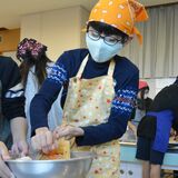 野菜や魚のうまみ出ておいしい　児童らがしもつかれ作りに挑戦　宇都宮の横川中央小