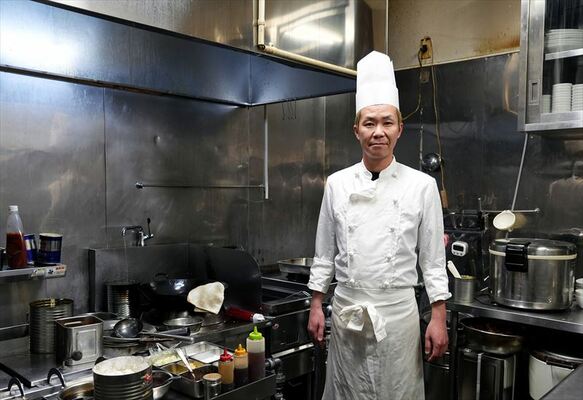 店主の高橋さん
