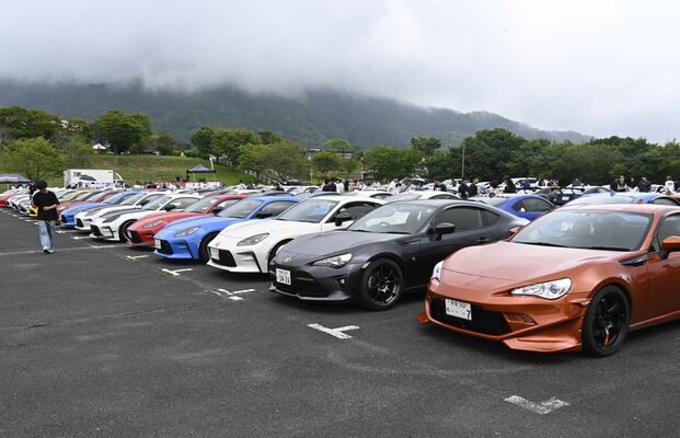 トヨタのスポーツカー「86」が集結した日光市瀬尾の日光霧降高原大笹牧場
