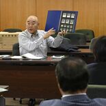 ベテラン刑事が講師、足利市議会が議員研究会　詐欺の手口や防犯カメラの有…
