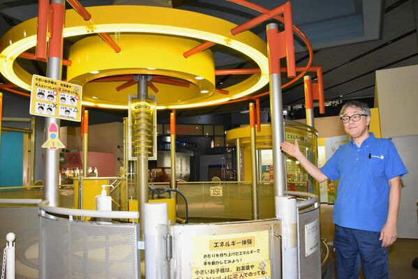 長年親しまれてきた県子ども総合科学館の展示物。大規模改修工事のため見納めとなる＝12月中旬、宇都宮市西川田町