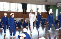 朝ドラ「ブギウギ」で注目の劇団が益子に　町出身、ＯＳＫ・空良さん凱旋主…