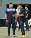 佐々木麟太郎が球団施設を見学