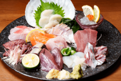 「熱海ミニ横丁」来場5万人突破！  初コース＆冬の新メニュー誕生で美味しさは更なる高みへ！ 