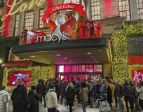 米年末商戦、初の１兆ドル超