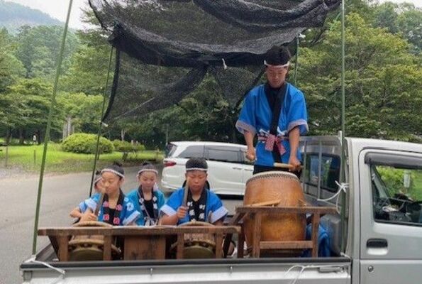 飛駒フェスタで地域に伝わる祇園ばやしを披露する予定の子どもたち