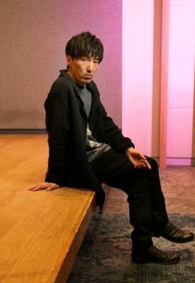 　澤野弘之＝東京都千代田区