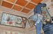 元旦祭に向けて行われた大絵馬の展示作業