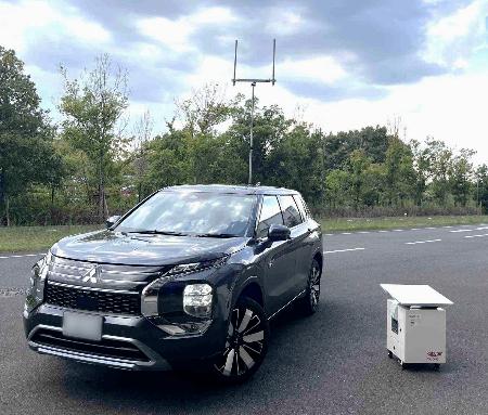 　楽天モバイルが配備する移動基地局車（画像の一部が加工されています）