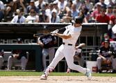 村上、8戦ぶり18号