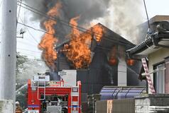真岡で住宅全焼