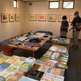 益子で「14ひきシリーズ」40周年企画展　地元作家も祝福の出展