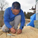 畳の伝統技法を再現　日光の柳林さん　手縫いの「踏み床」に心酔