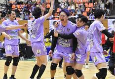レーヴィス今季初勝利