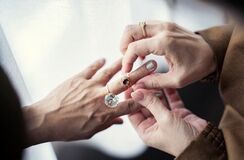 40代〜50代女性4名が“人生を再定義するドキュメント企画”