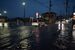 大雨で冠水した栃木市中心部の道路＝26日午後７時15分、栃木市祝町