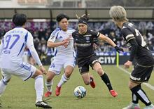 洗礼４発、開幕戦飾れず