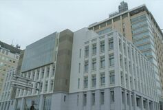 【夕刊】小林容疑者の辞職を許可