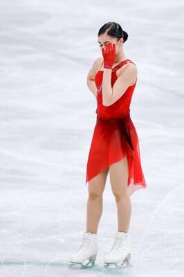 フィギュアスケート女子フリーの演技を終えたアデリア・ペトロシャン=19日、イタリア・ミラノ(共同)