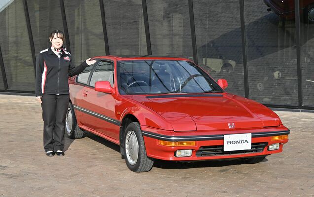 実走行を披露する87年販売の3代目プレリュード