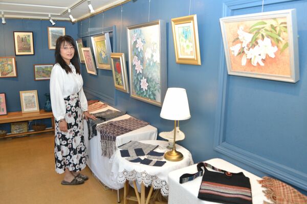 作品展示用にギャラリーを無料で貸し出す舘野さん