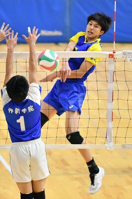 足大付の得点源を担うレフト川田＝県予選決勝より