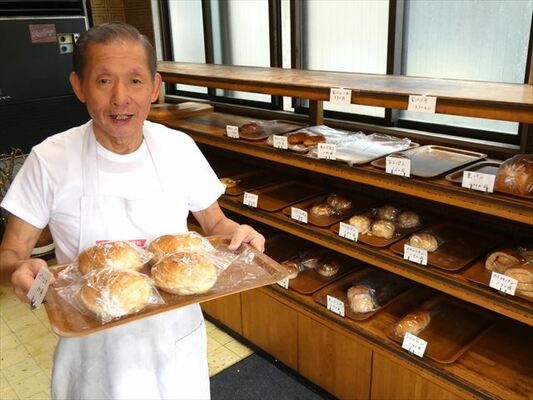 パン職人として６０年以上の蓮見利光さん