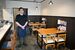 アットホームな雰囲気の店内と店主の工藤さん