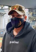 新庄監督、続投決定で意気込み
