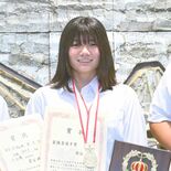 パワーリフティング全日本高校選手権　女子57キロ級・染谷（小山南）日本…