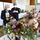 春夏秋冬を多彩に表現　フラワーデザイン60点展示　21日まで那須塩原・…