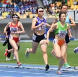 長島(真女高-順大)800メートル5位 女子1部