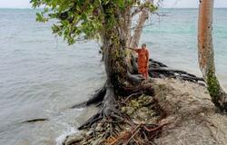 海が削る核実験の島国マーシャル