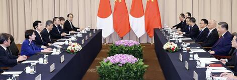 対話重視、残る相互不信