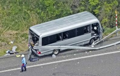 磐越道でバス事故、１人死亡